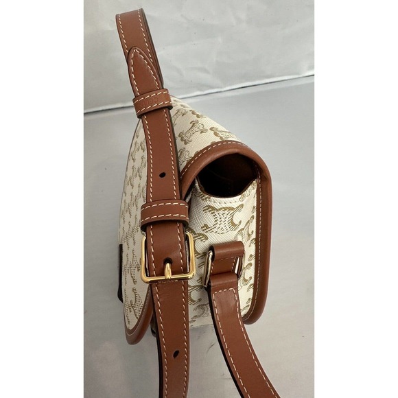 COPY - CELINE MEDIUM FOLCO BAG IN TRIOMPHE CANVAS AND CALFSKIN NEW W/Tags & Dus… - Picture 6 of 16